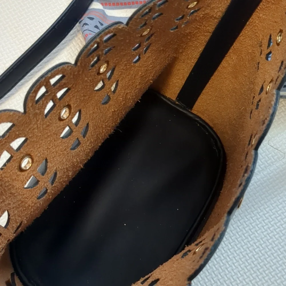 Stella & dot - Navy Blue small handbag with liner - Picture 5 of 7
